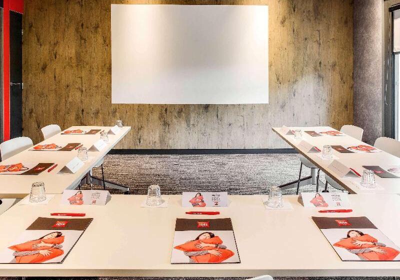 酒店 Ibis Montceau Les Mines