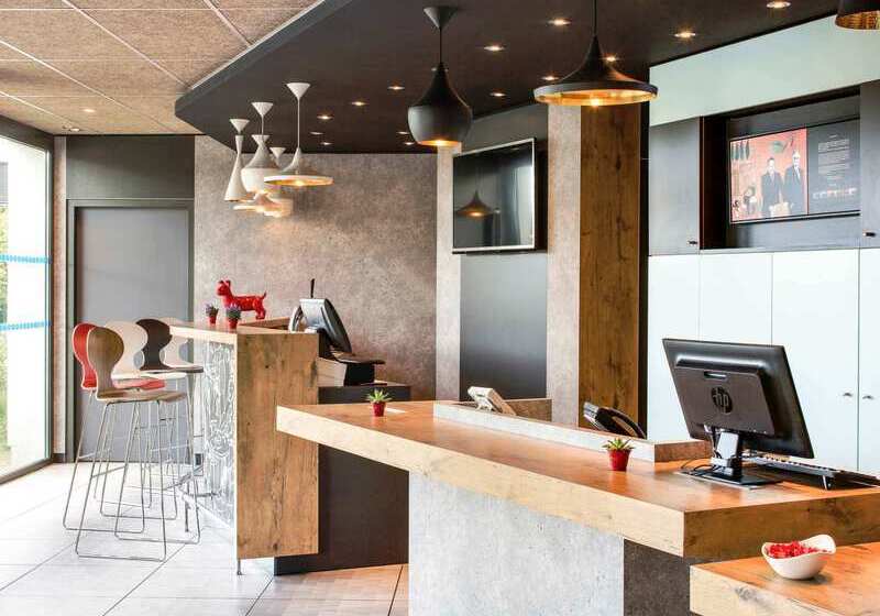 בית מלון כפרי Ibis Montceau Les Mines