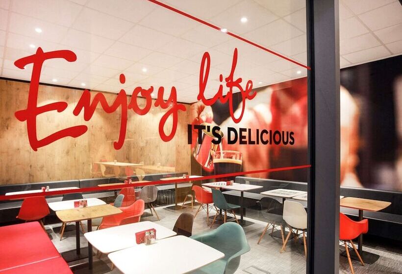 هتل Ibis Skopje City Center