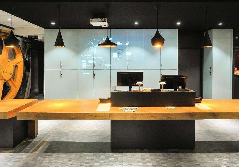 هتل Ibis Skopje City Center