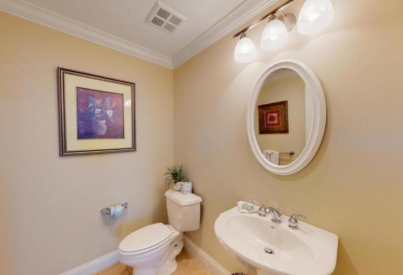 فندق Indigo 704w