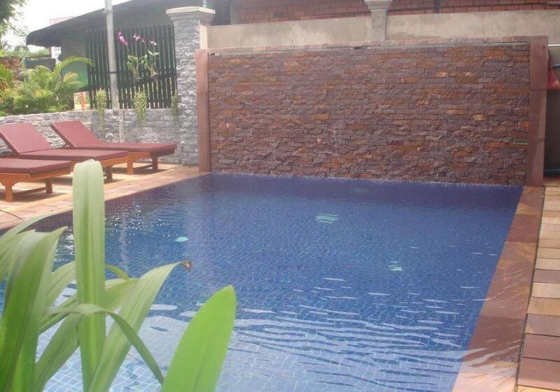 هتل Jasmine Lodge