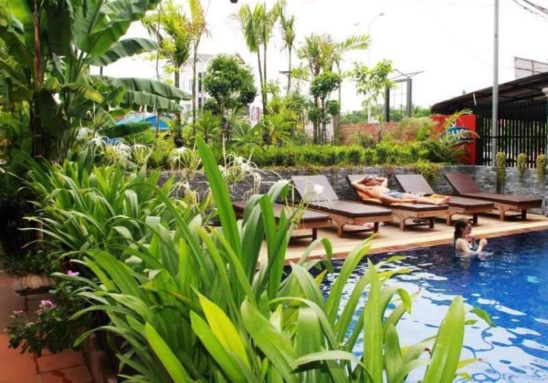 هتل Jasmine Lodge