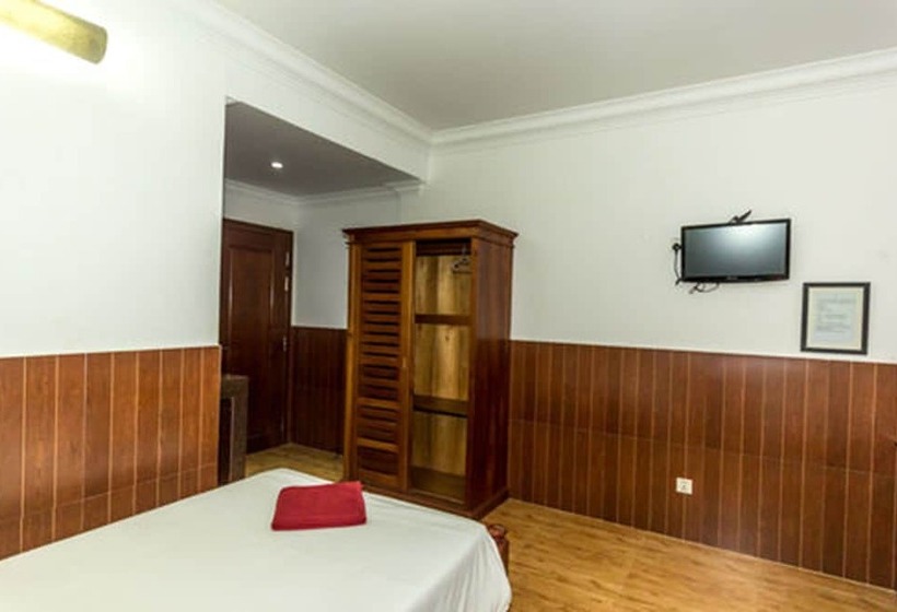 هتل Jasmine Lodge