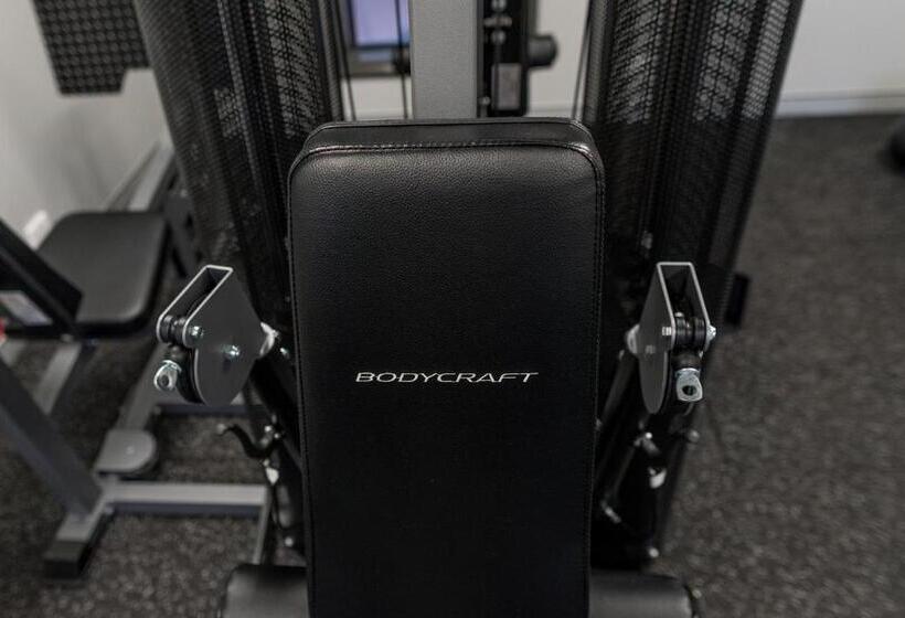 هتل Karratha International