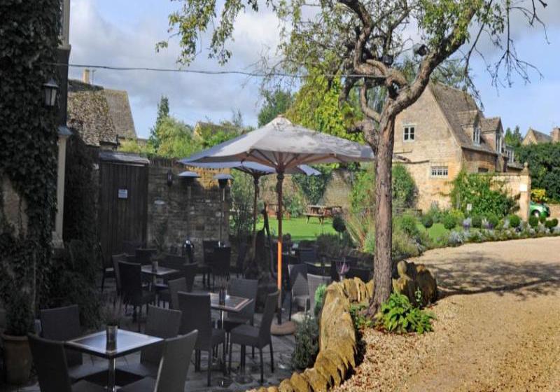 Отель The Kings