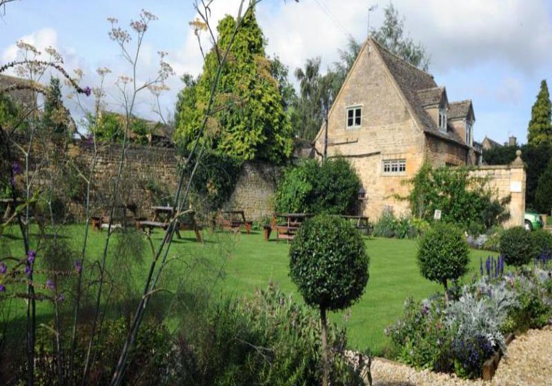 Отель The Kings