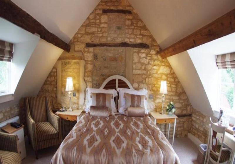 Отель The Kings