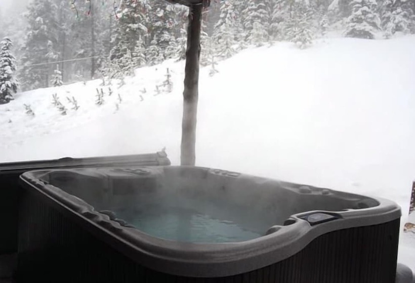 Отель Kowal Ski Cabin By Apex Accommodations