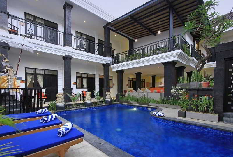 ホテル Kubu Anyar