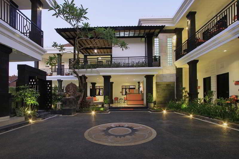 ホテル Kubu Anyar