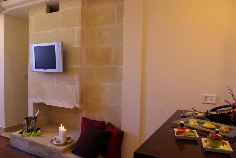 Отель Le Cale D'otranto Beach Resort