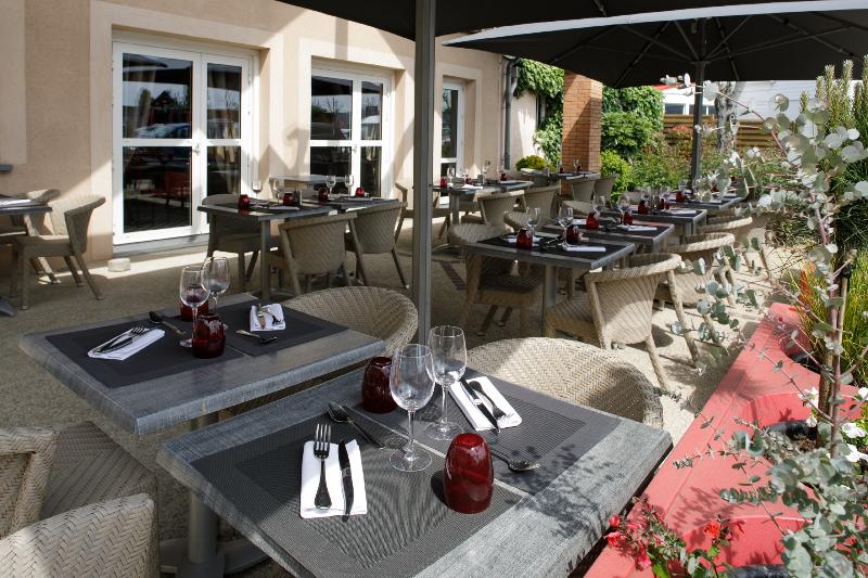 酒店 Logis Hôtel L Orée De Chartres   Barjouville