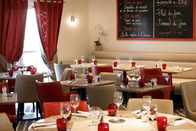 酒店 Logis Hôtel L Orée De Chartres   Barjouville