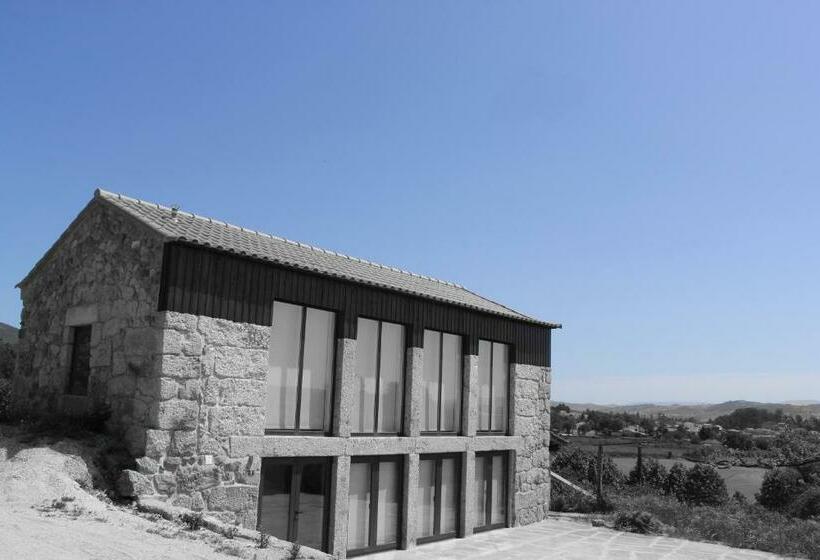 فندق Lousada Country