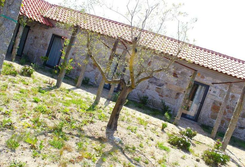 فندق Lousada Country