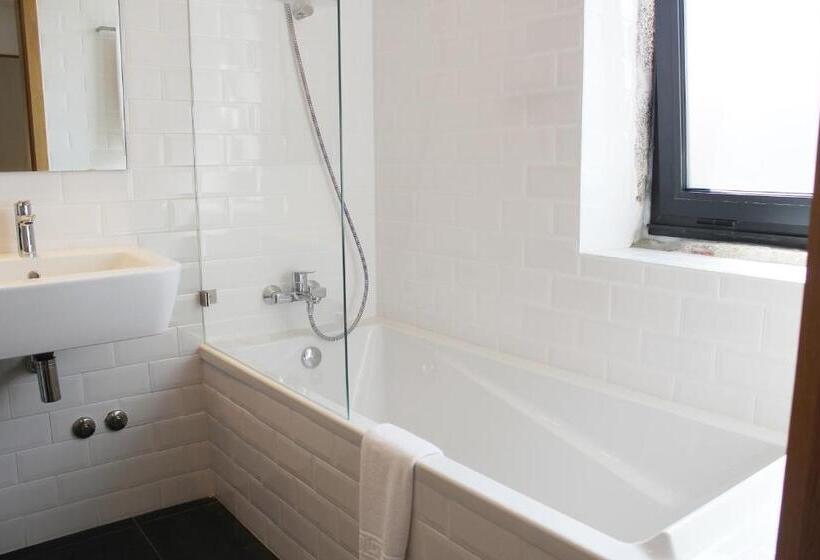 فندق Lousada Country