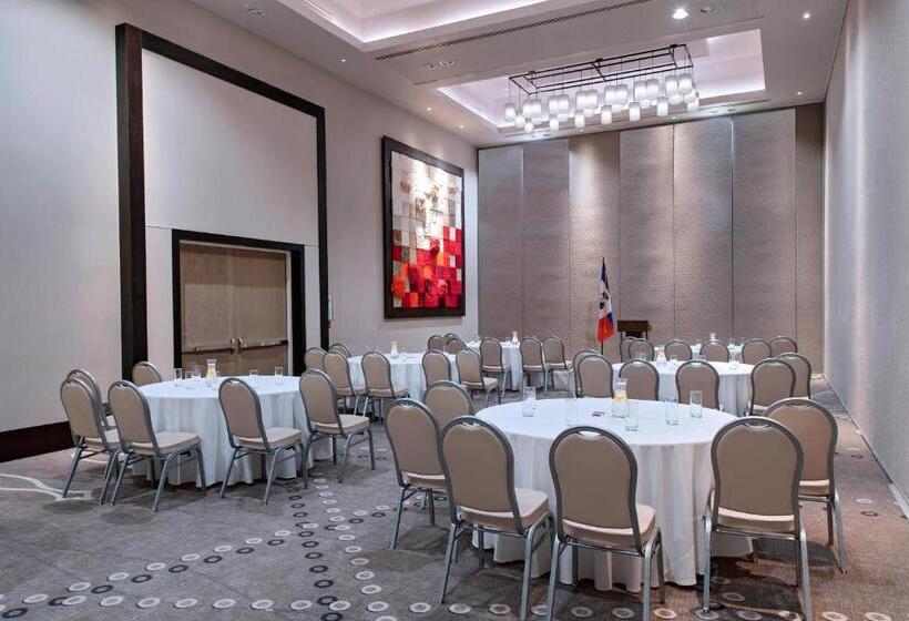 酒店 Marriott Portauprince