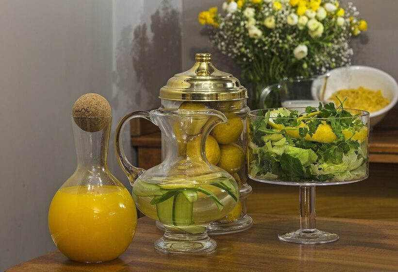 هتل Meroddi Bagdatliyan