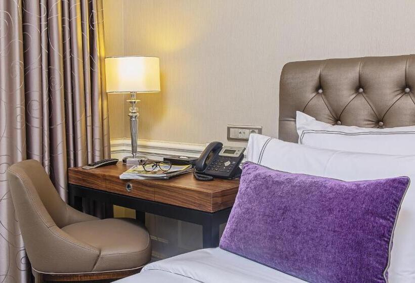 هتل Meroddi Bagdatliyan