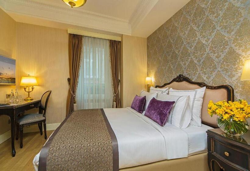 هتل Meroddi Bagdatliyan