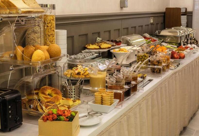 هتل Meroddi Bagdatliyan