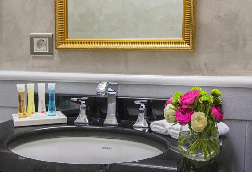 هتل Meroddi Bagdatliyan