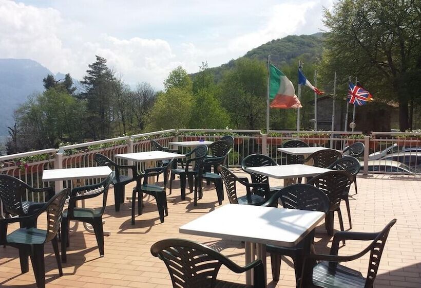 בית מלון כפרי Mirabeau