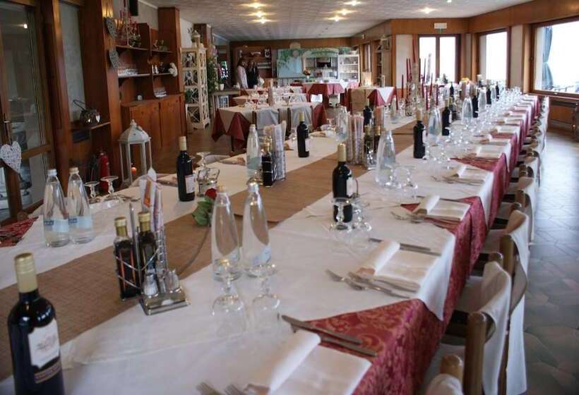 בית מלון כפרי Mirabeau