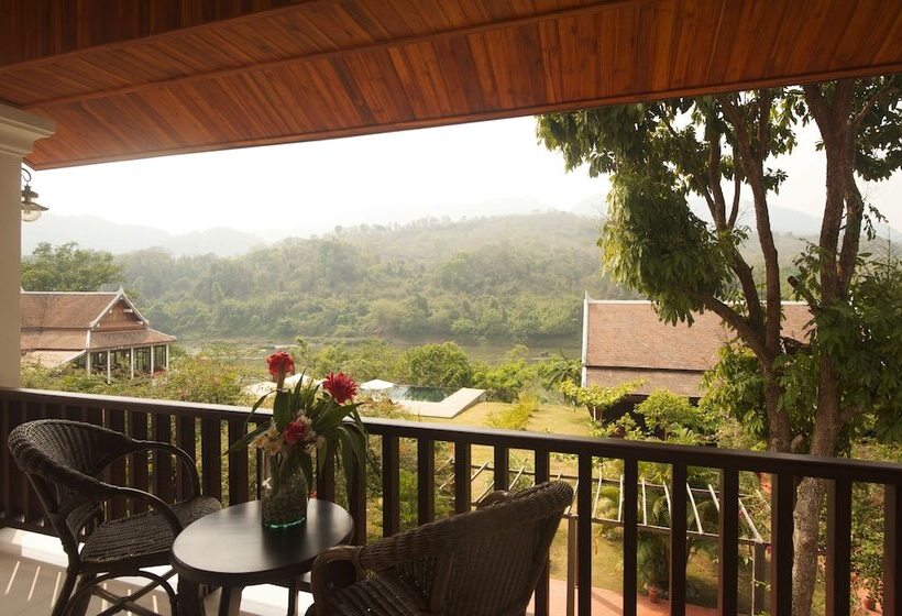 Nam Ou Riverside Hotel & Resort