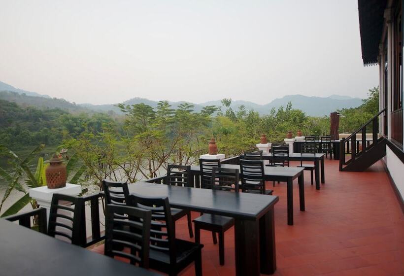 Nam Ou Riverside Hotel & Resort