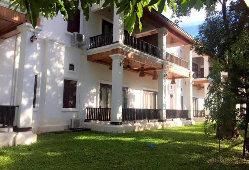Nam Ou Riverside Hotel & Resort