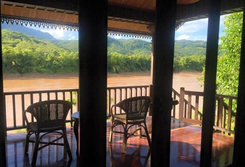 Nam Ou Riverside Hotel & Resort