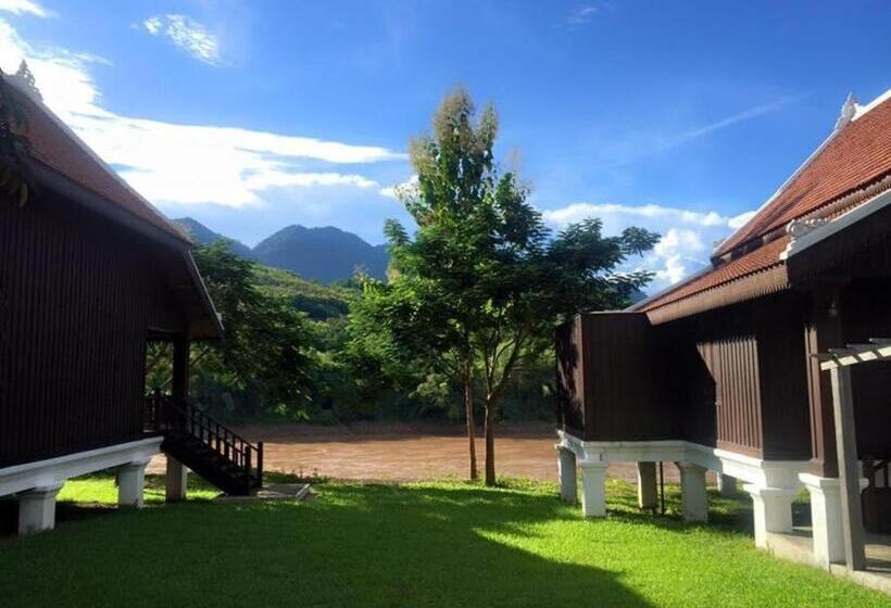 Nam Ou Riverside Hotel & Resort