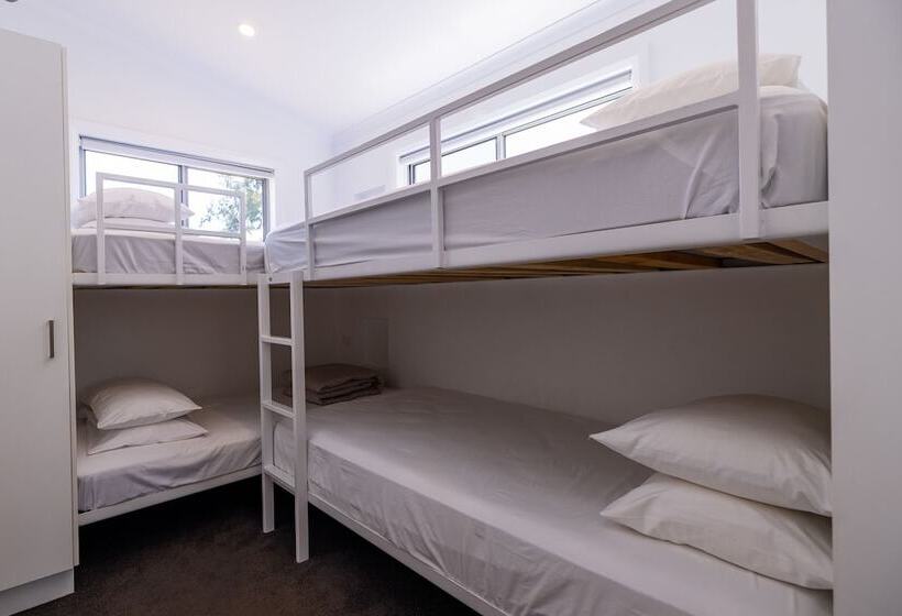 בית מלון כפרי Nrma Dubbo Holiday Park