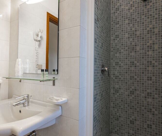 هتل Nuova Grosseto