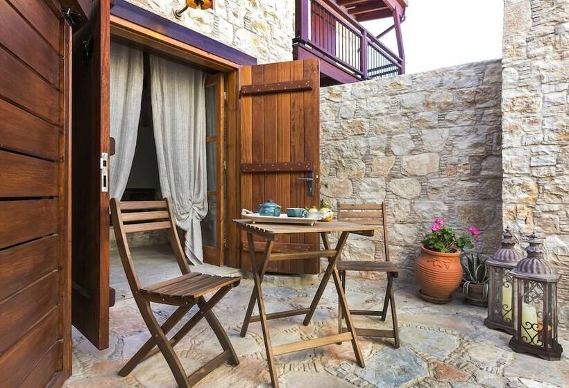 酒店 Oinoessa Traditional Boutique Guest Houses