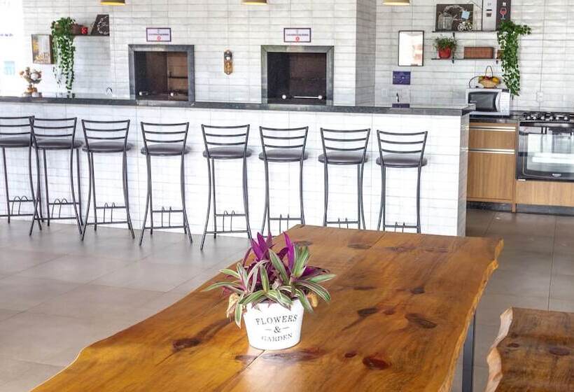 בית מלון כפרי & Pousada Favareto