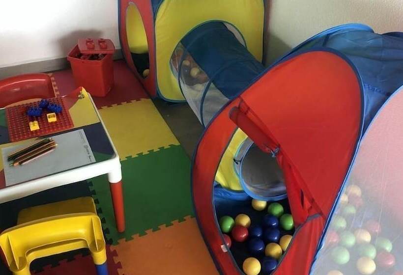 בית מלון כפרי & Pousada Favareto