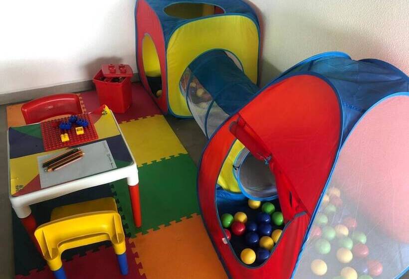 בית מלון כפרי & Pousada Favareto