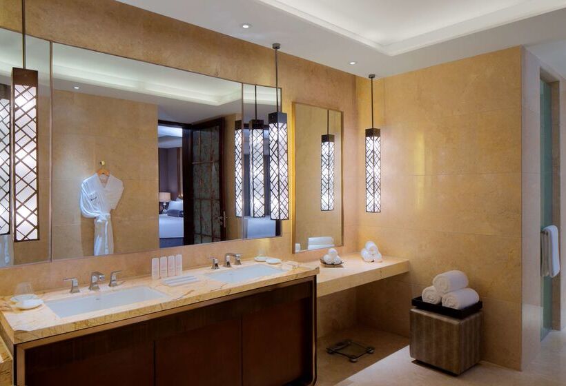 Radisson Blu Hotel Kashgar