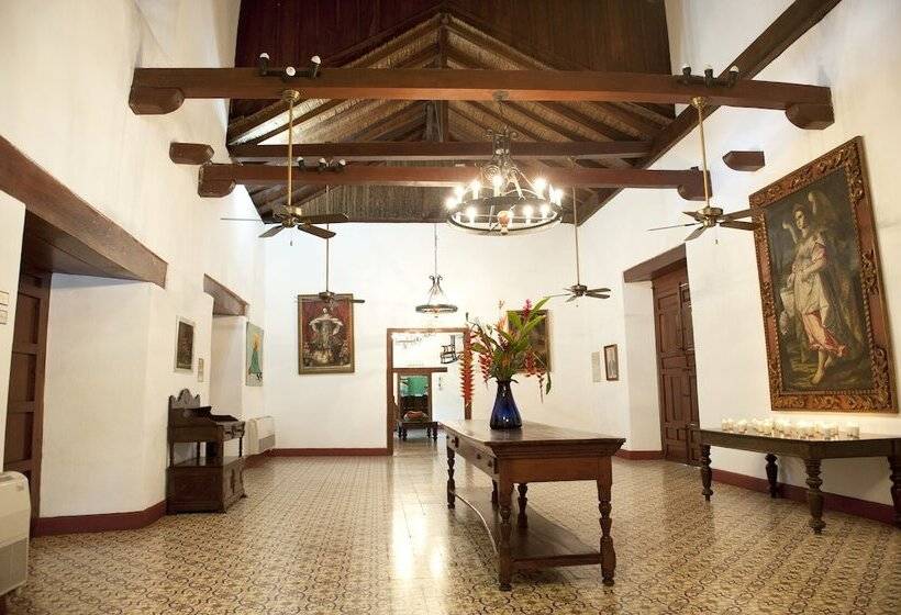 Отель La Gran Francia