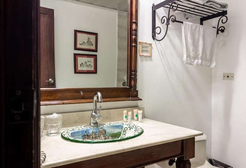 Отель La Gran Francia