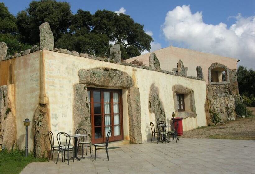 בית מלון כפרי Ristorante Funtana Abbas