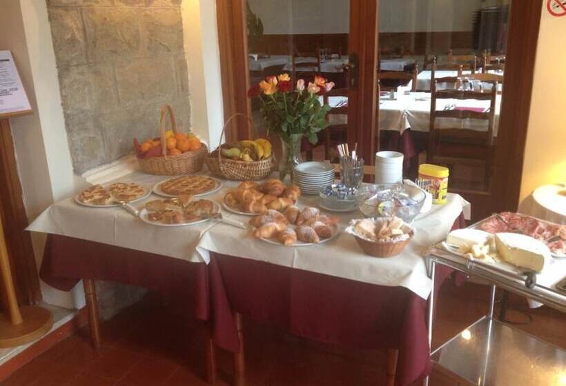 فندق Ristorante Il Caminetto