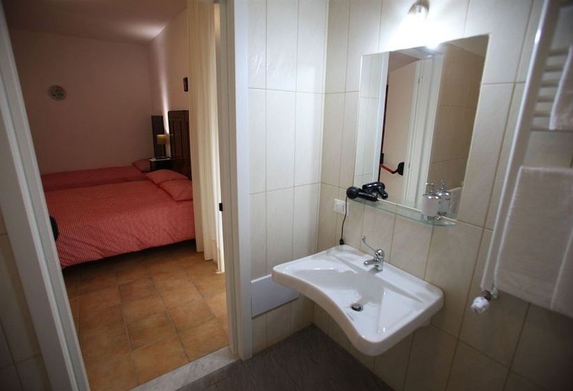 田舎風ホテル Casale Poggio Del Tiglio