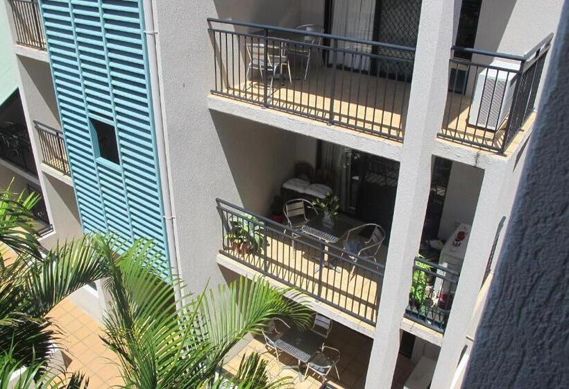 هتل Spring Hill Mews Apartments