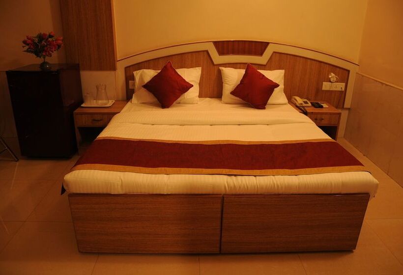 호텔 Srinidhi Residency