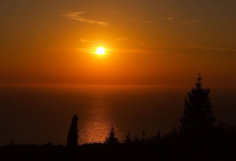 בית מלון כפרי Studios Vrionis Panoramic Sunset