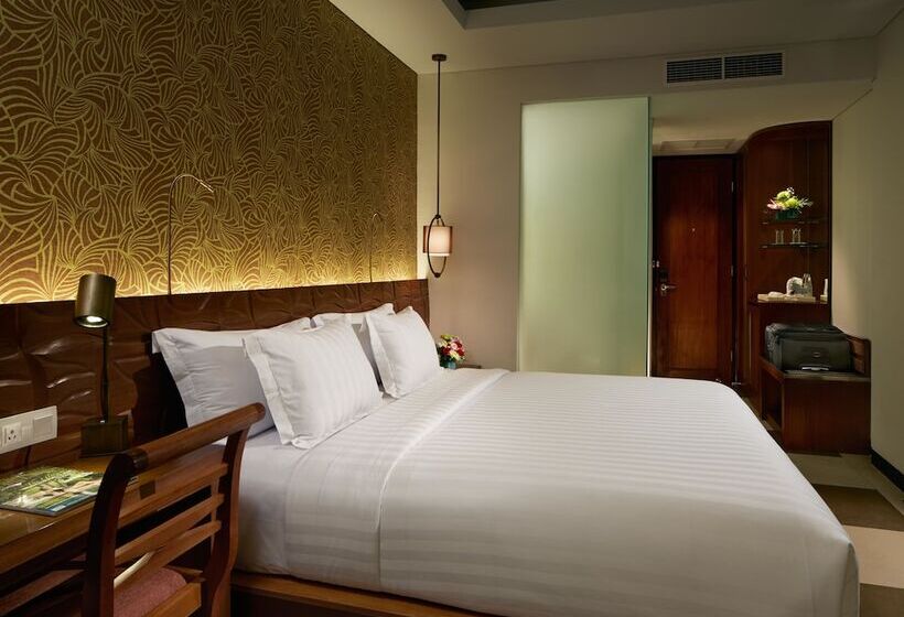Sun Island Hotel & Spa Legian